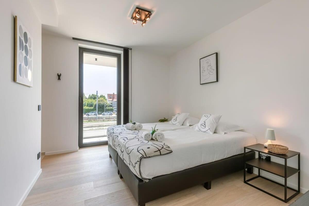 New, Luxurious And Modern Apartment With Private Parking Коксейде Екстериор снимка