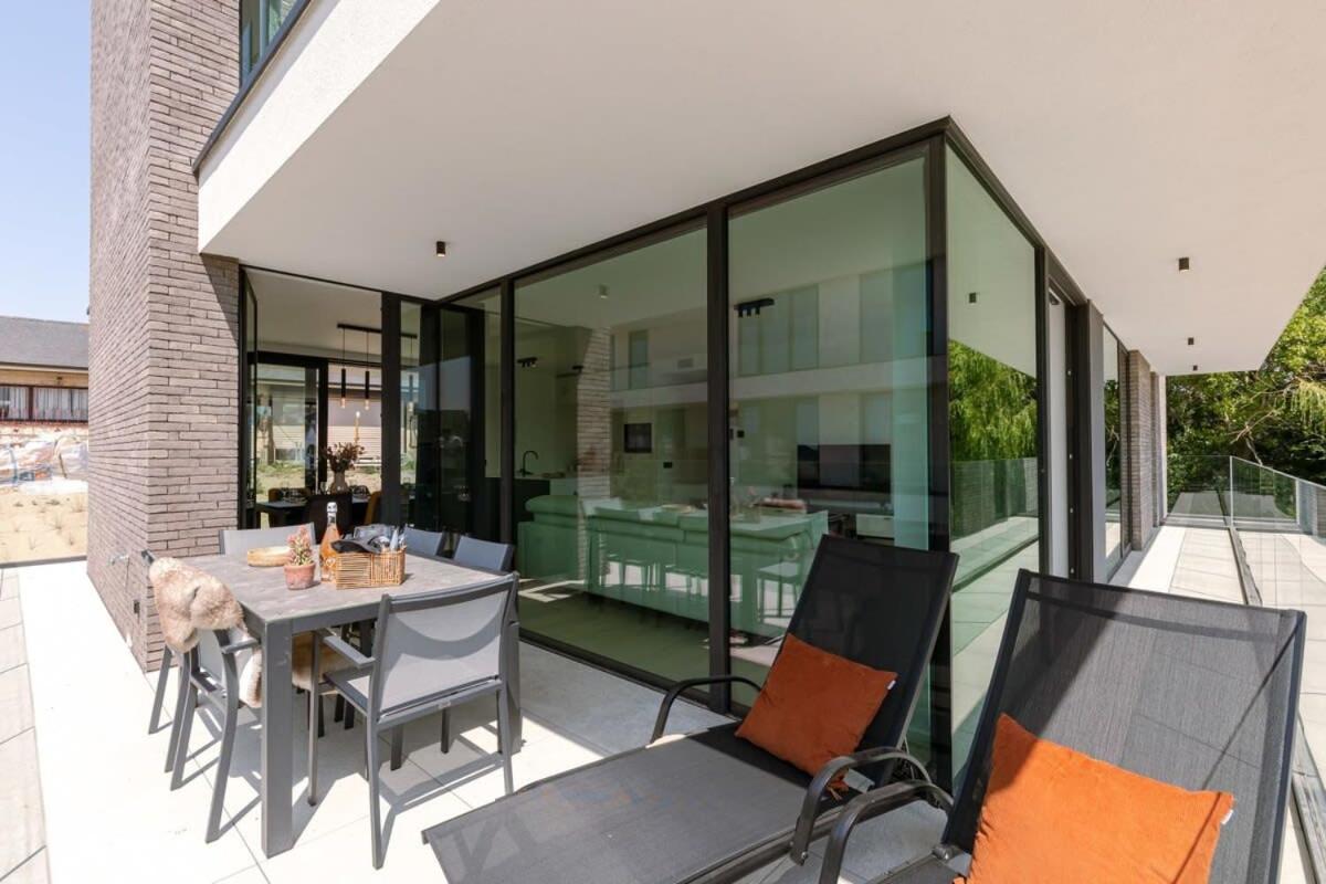 New, Luxurious And Modern Apartment With Private Parking Коксейде Екстериор снимка
